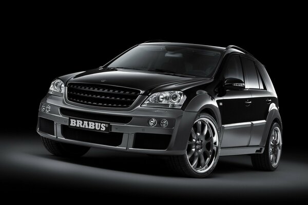 Coche brabus negro imagen