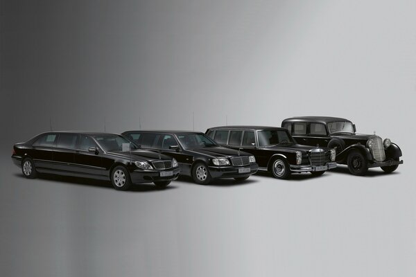 Evoluzione della limousine Mercedes-Benz in foto