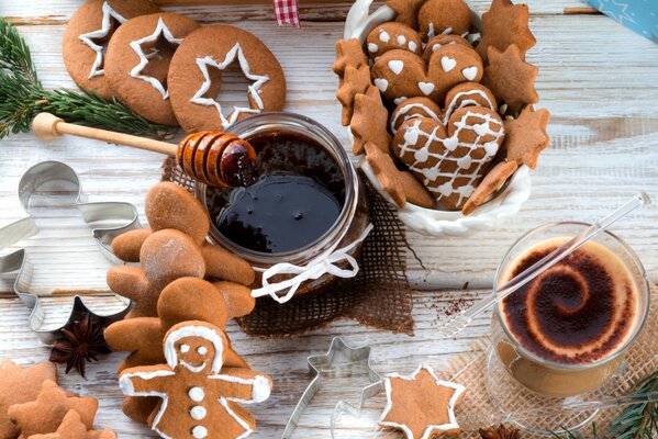 Ingwer-Honig-Lebkuchen mit Marmelade