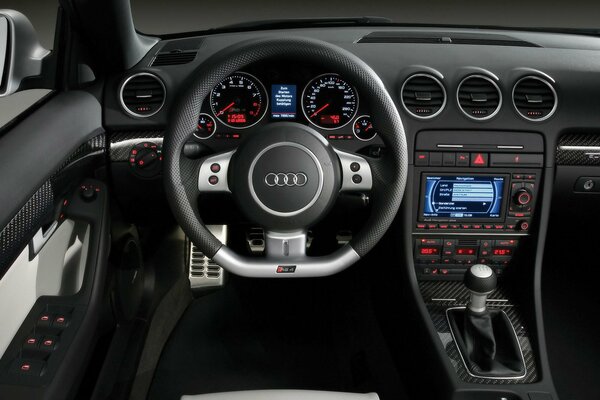 Salón Audi RS 4 salón de cuero