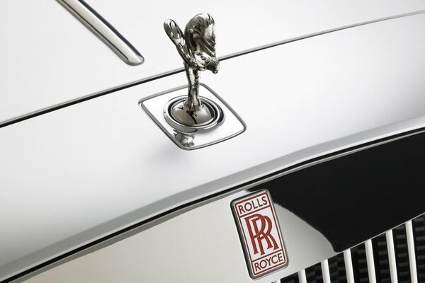 Emblem des silbernen Rolls Royce