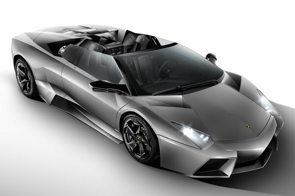 Lamborghini grigio aperto