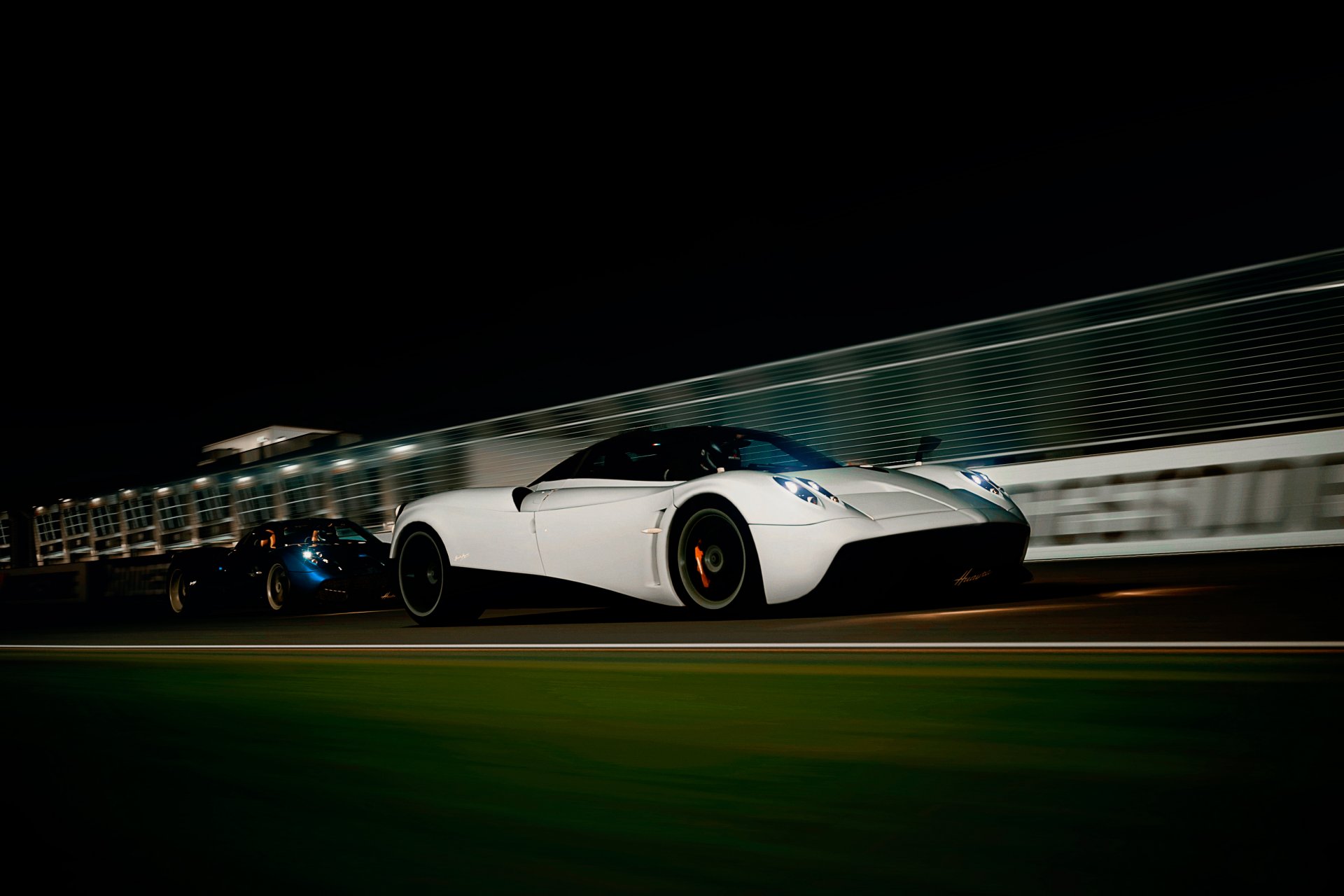 pagani huayra speed race