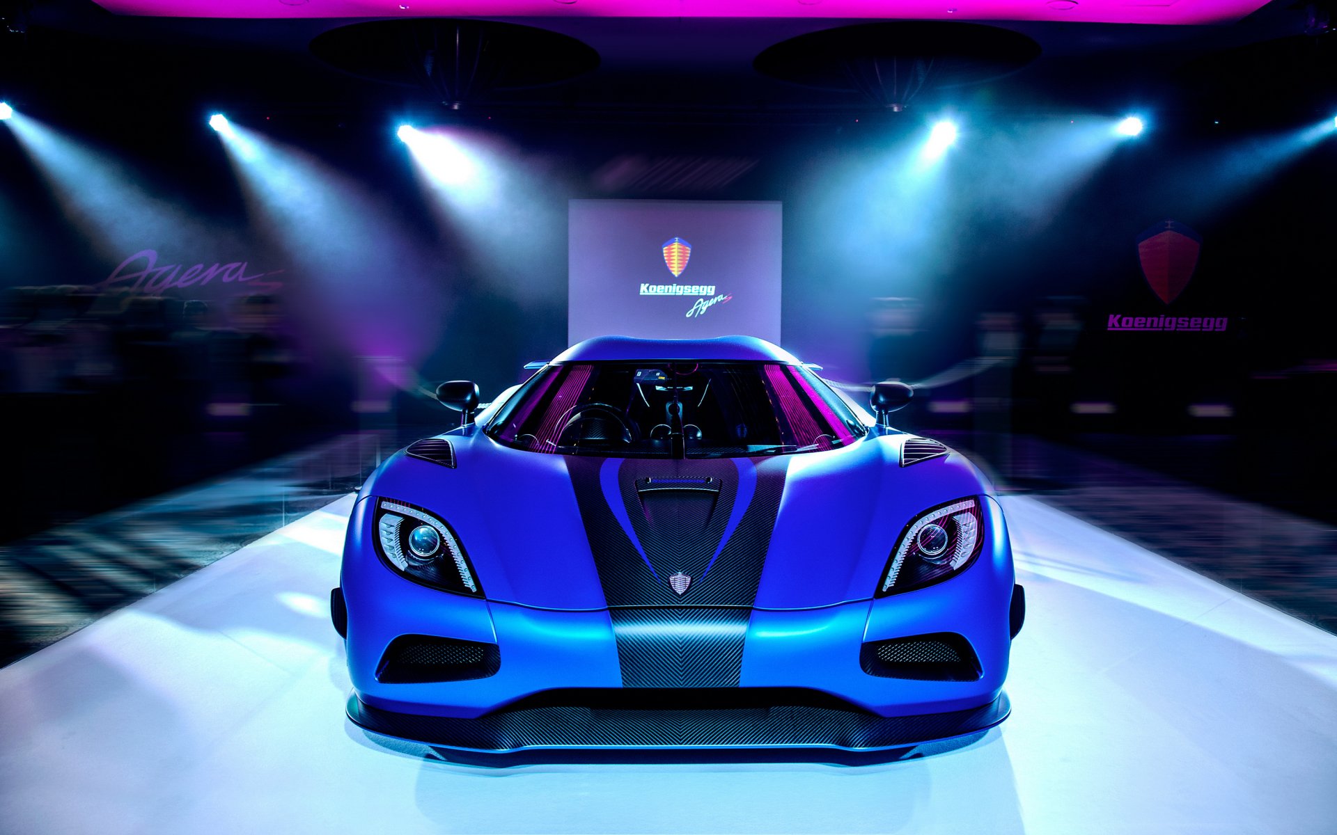 koenigsegg agera supersamochód