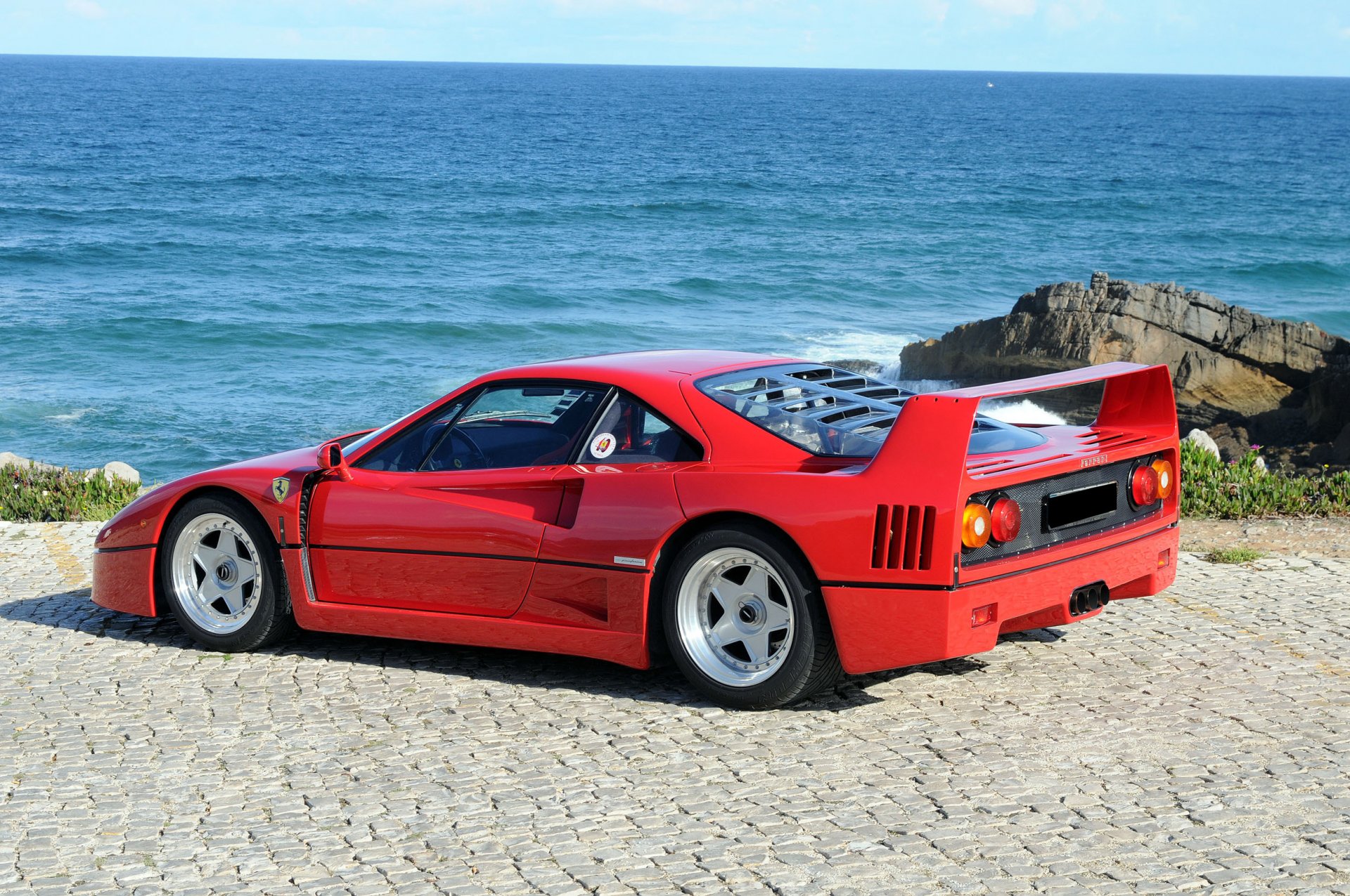 ferrari f40 феррари автомобиль море вода красавец