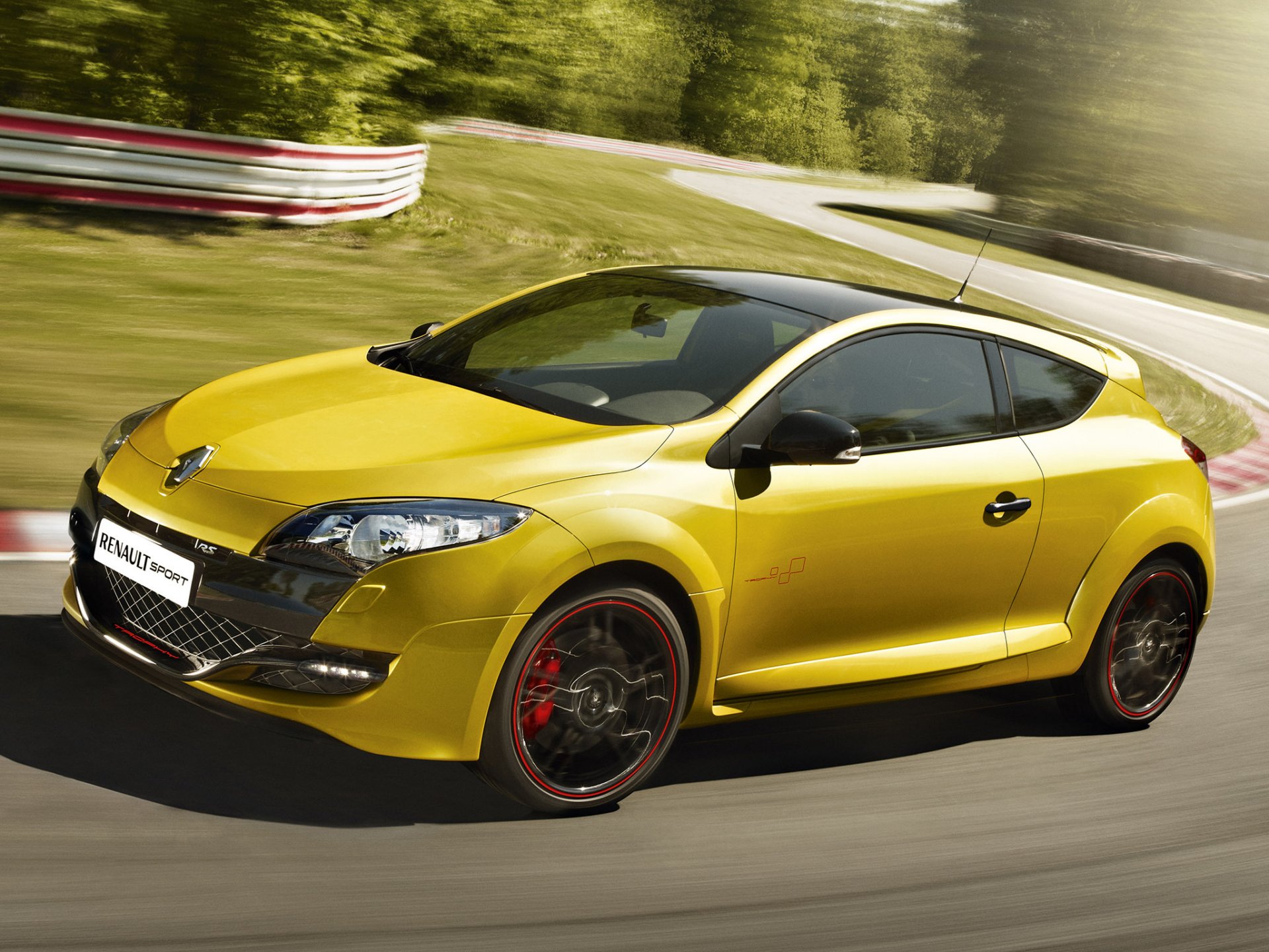 car car renault megan rs 250 sport traffic race track renault megane rs 250 yellow