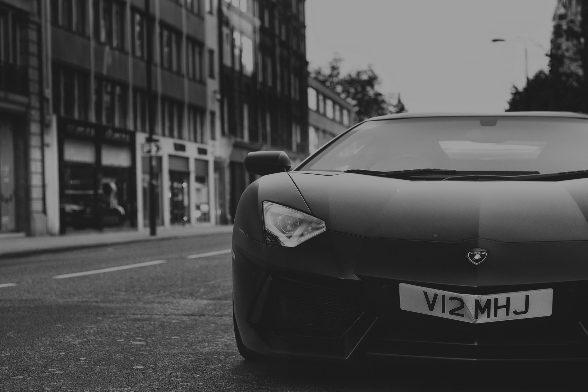 lamborghini aventador lp700-4 nero supercar strada anteriore