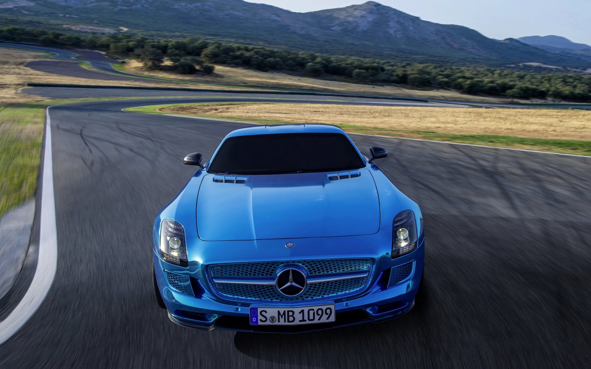 mercedes-benz sls amg передок синий