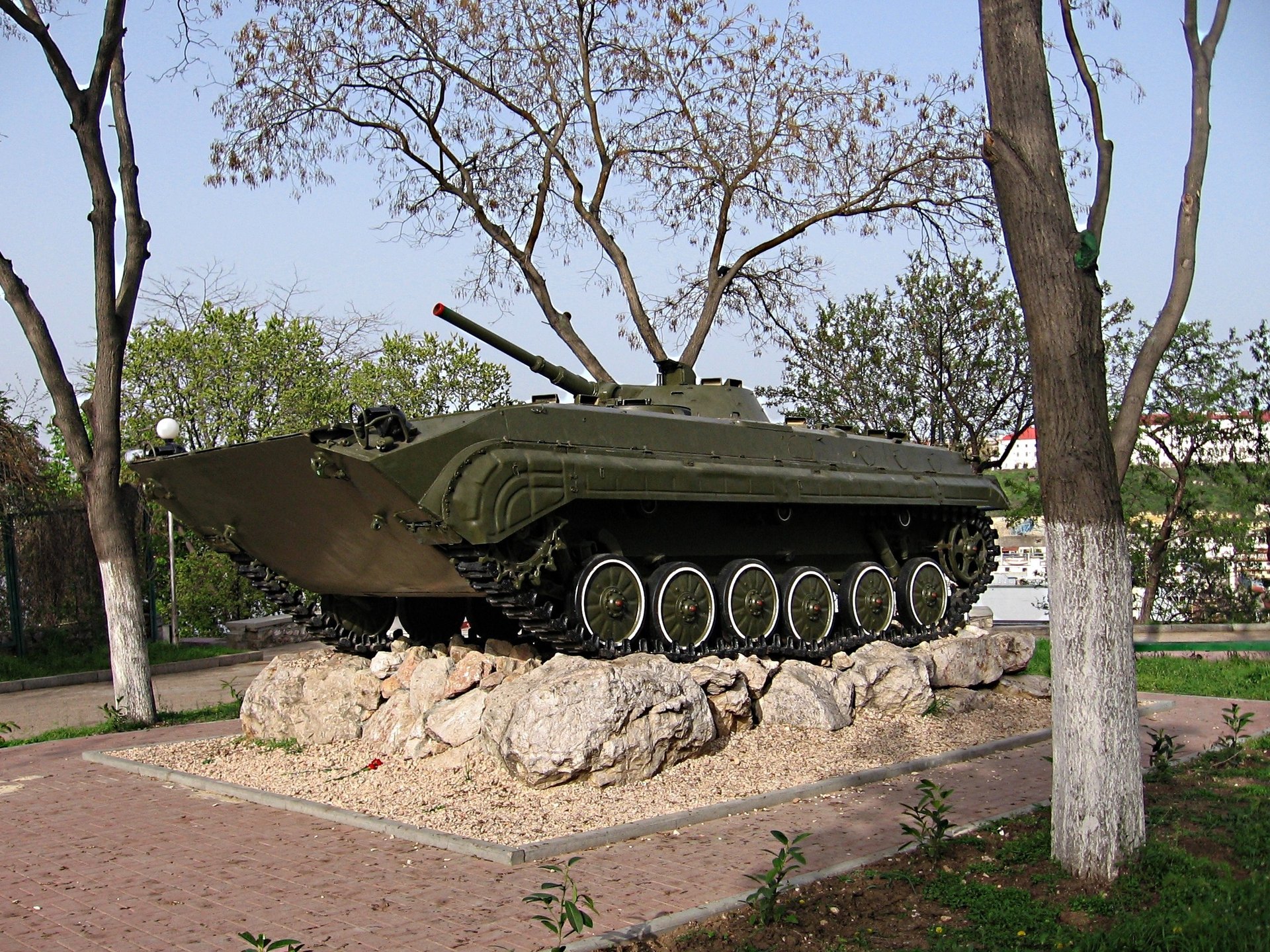 tank trees the sky monument