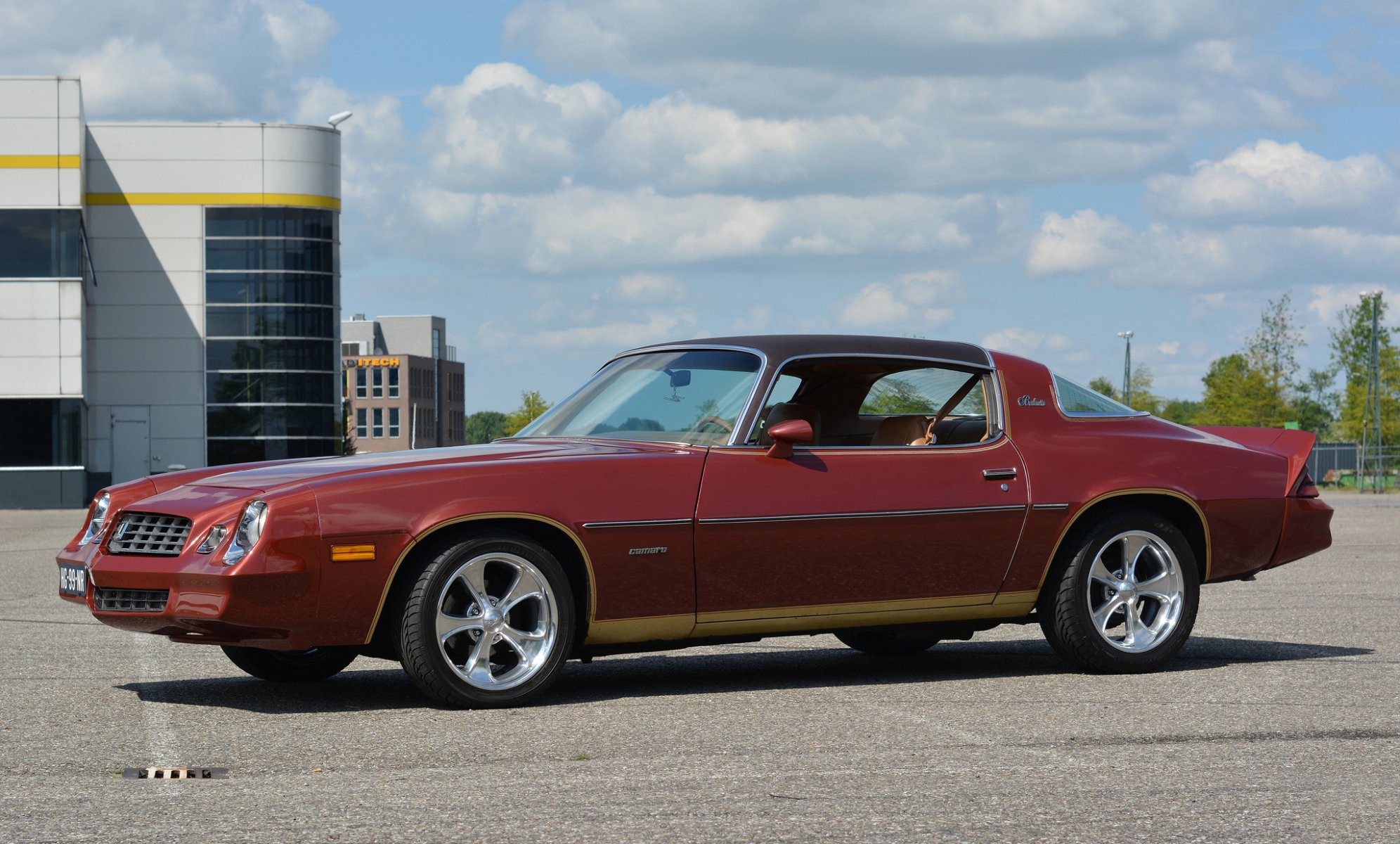 chevrolet camaro stadt asphalt