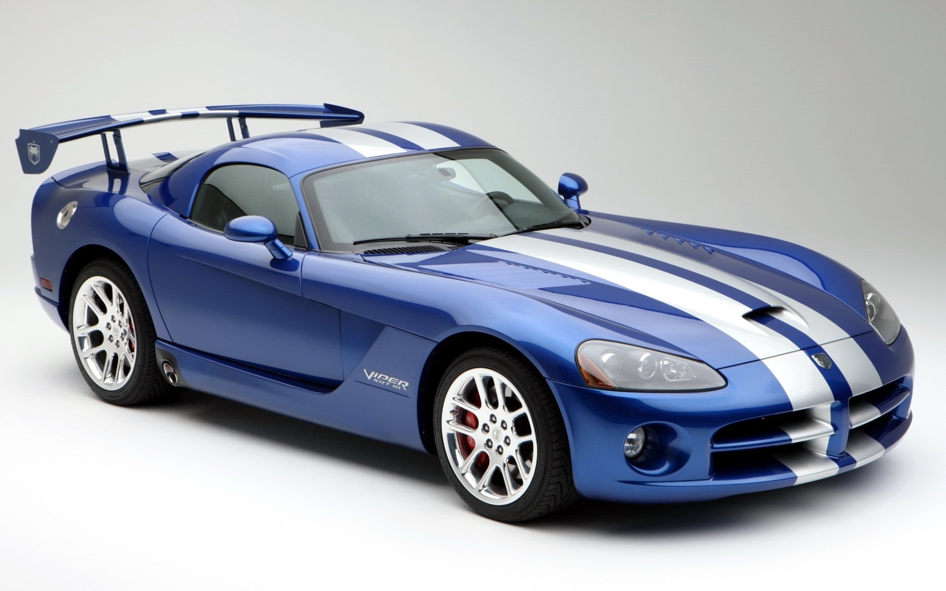 schivare vipera srt10 coupé dodge viper supercar blu anteriore sfondo