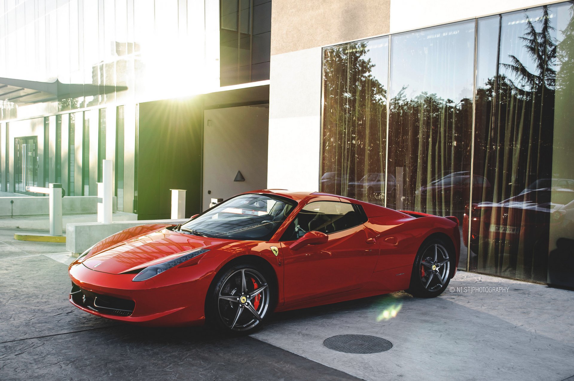 ferrari spyder rojo