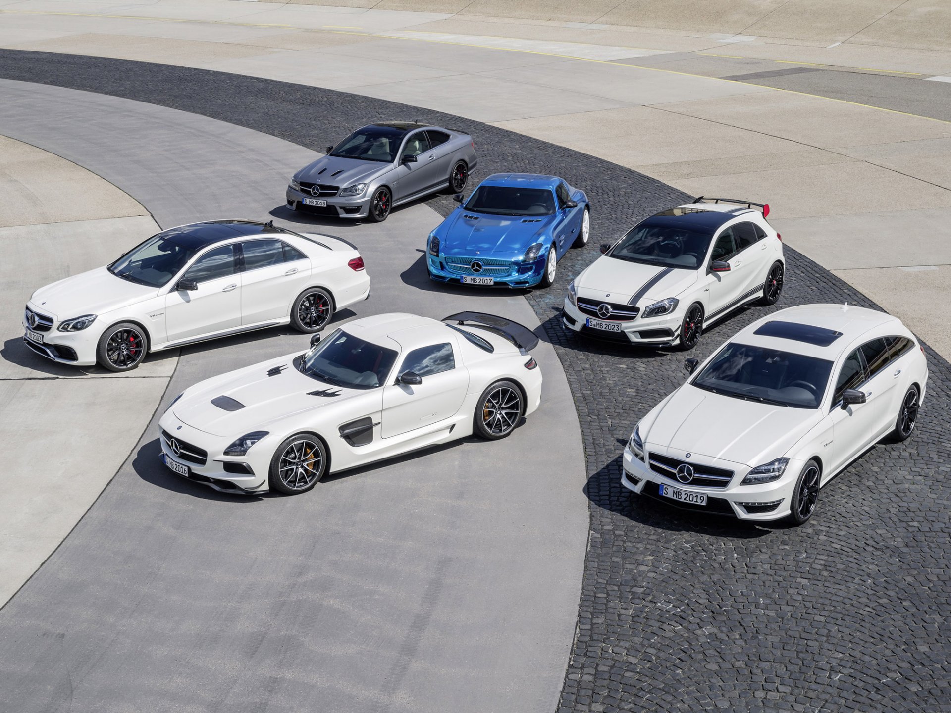 mercedes-benz amg series cars range