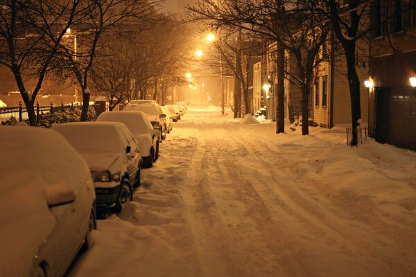 Snow and snowdrifts on the road in New York