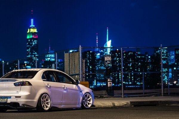 Mitsubishi-Hello City Night Light