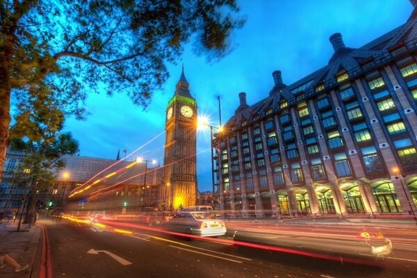 Il Big Ben in tutto lo splendore di Londra