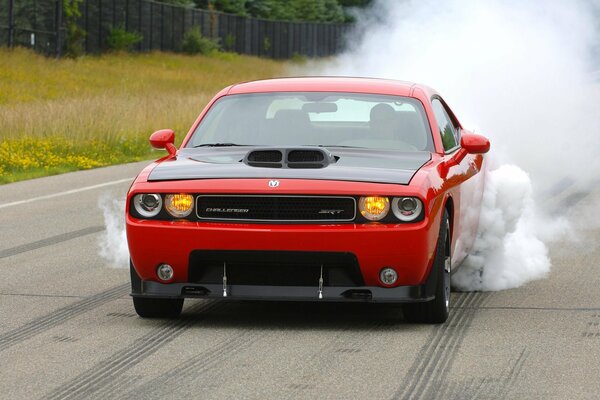 Dodge challenger srt8 rot