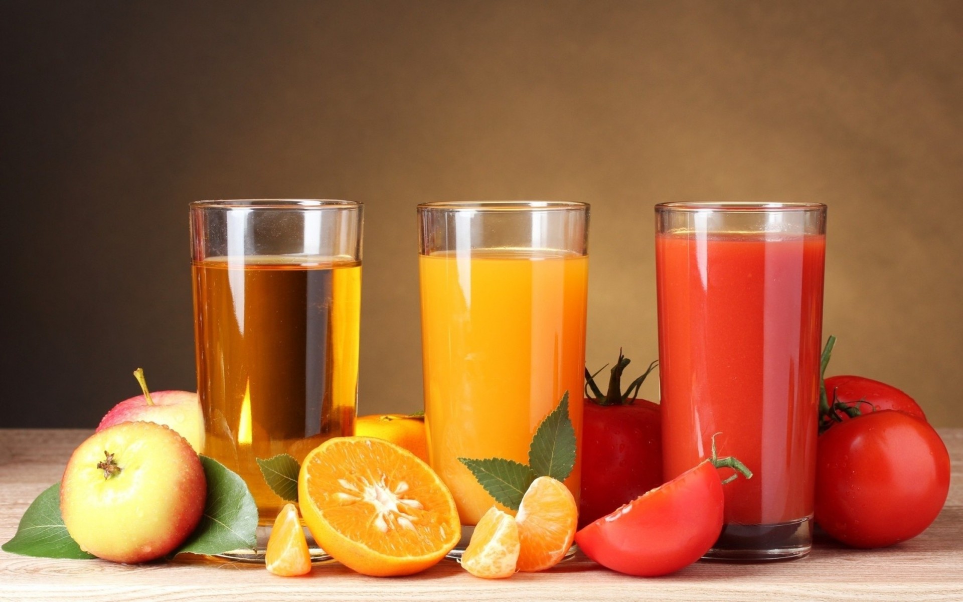 tomato fruits juice orange apple gla