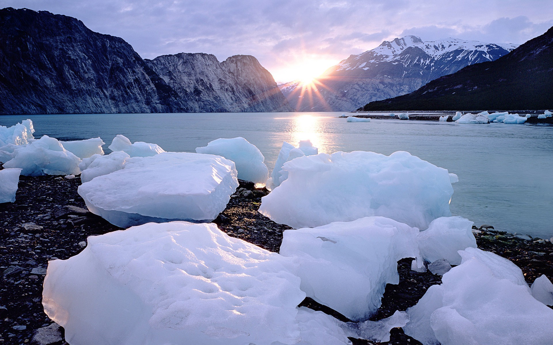 windows 7 sept montagnes glace soleil