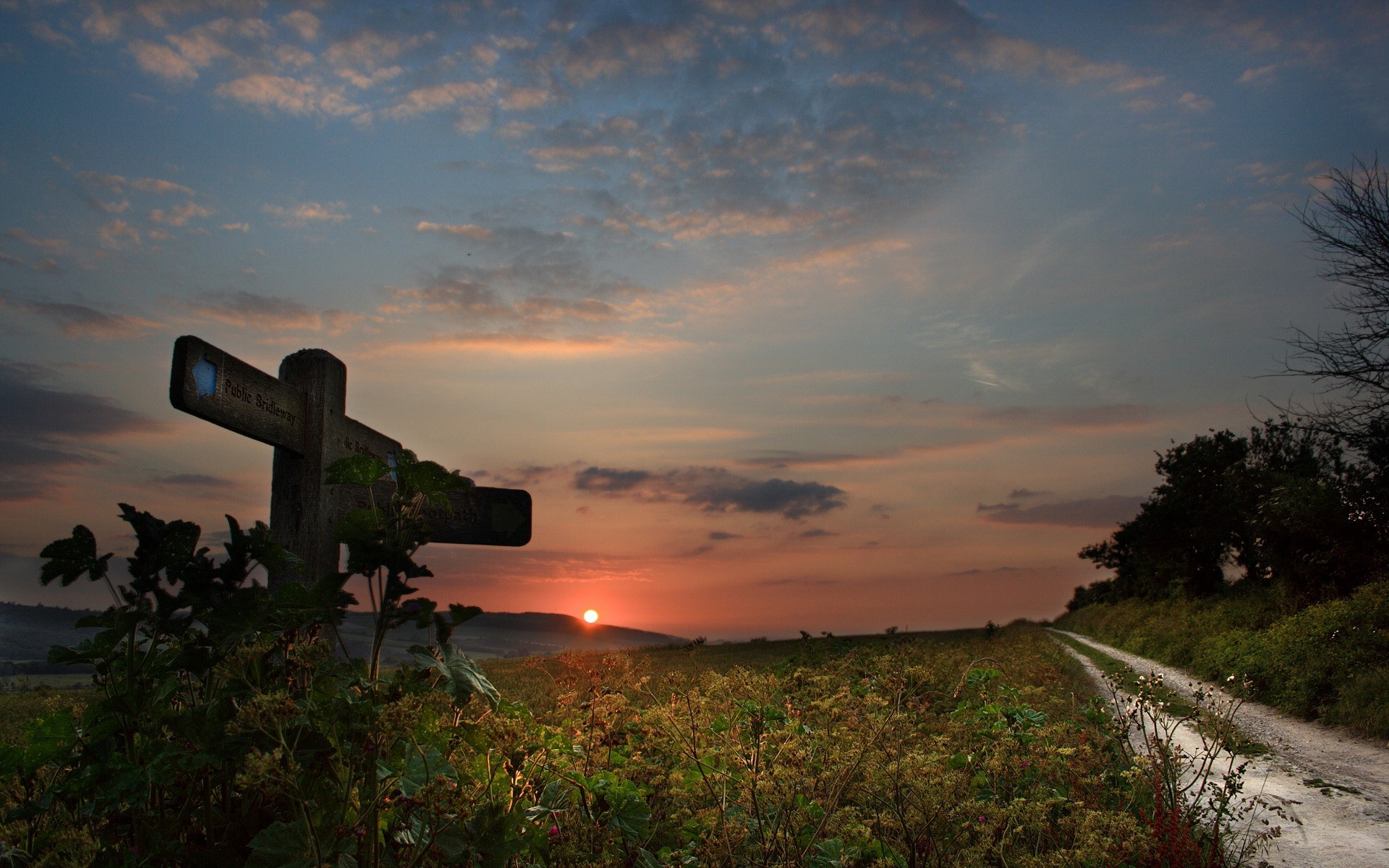 strada cartello sole