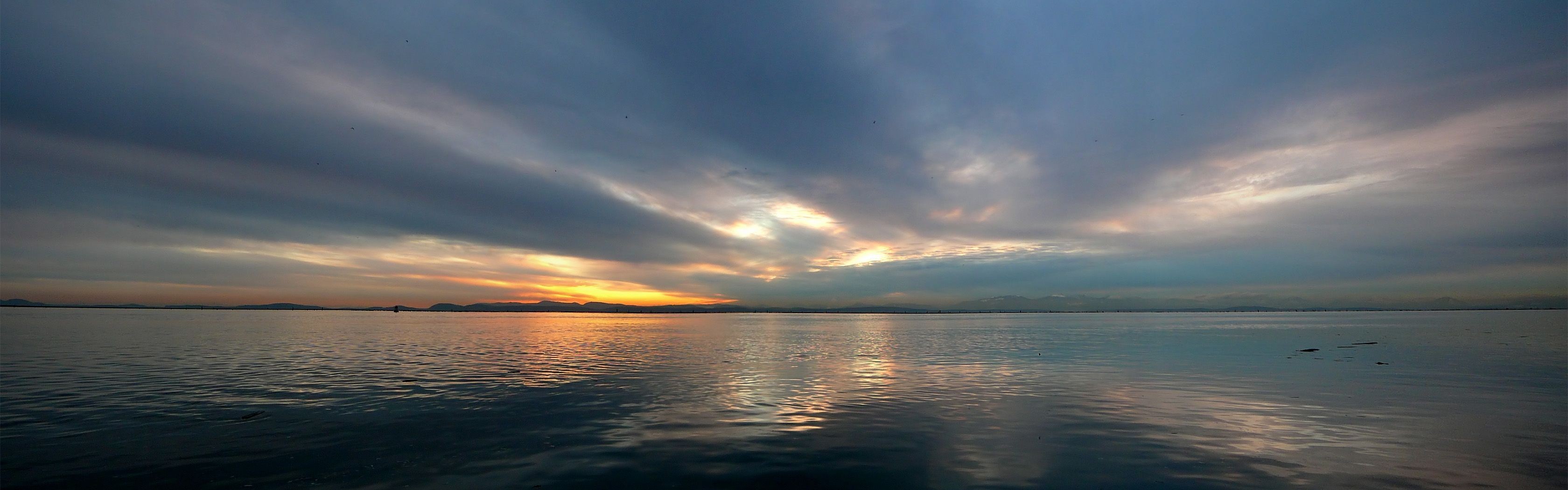 sonnenuntergang wasser wolken horizont