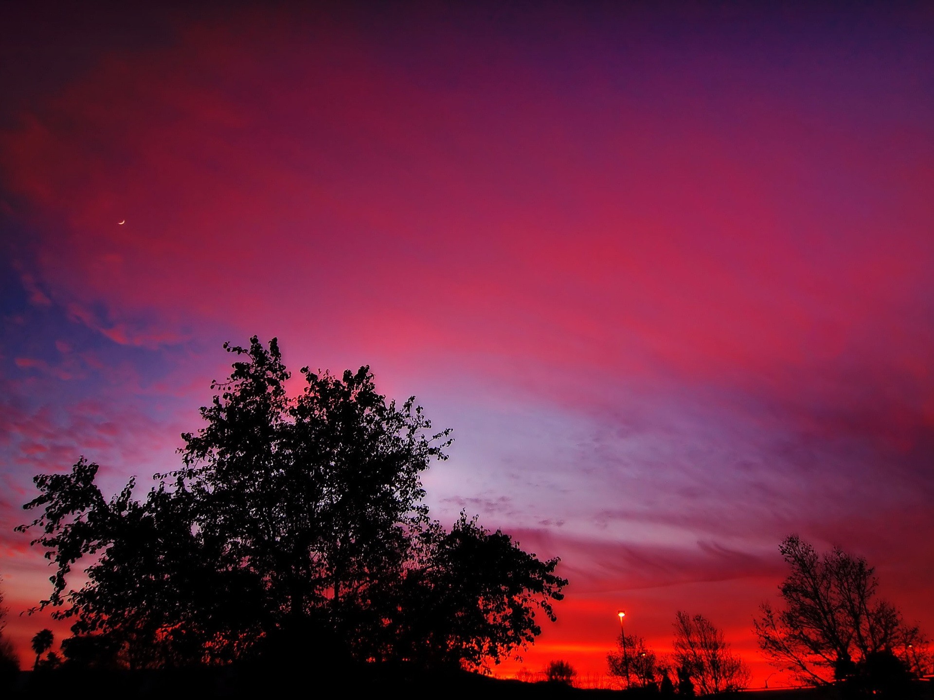 soir coucher de soleil rouge lune