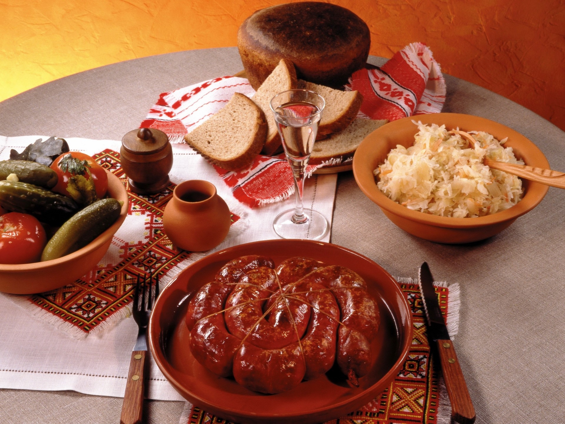 pane sottaceti cibo carne cena