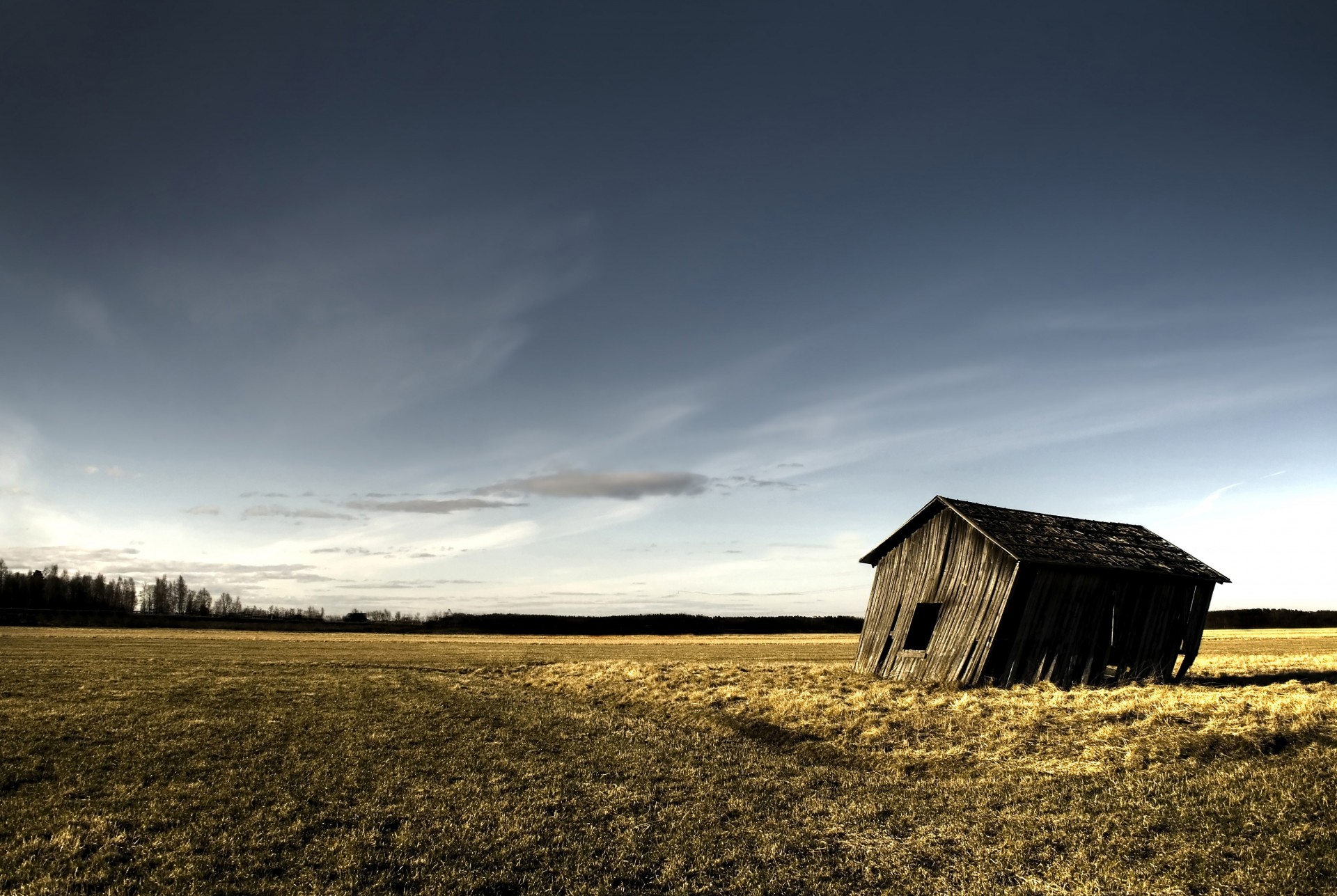 feld scheune wolken