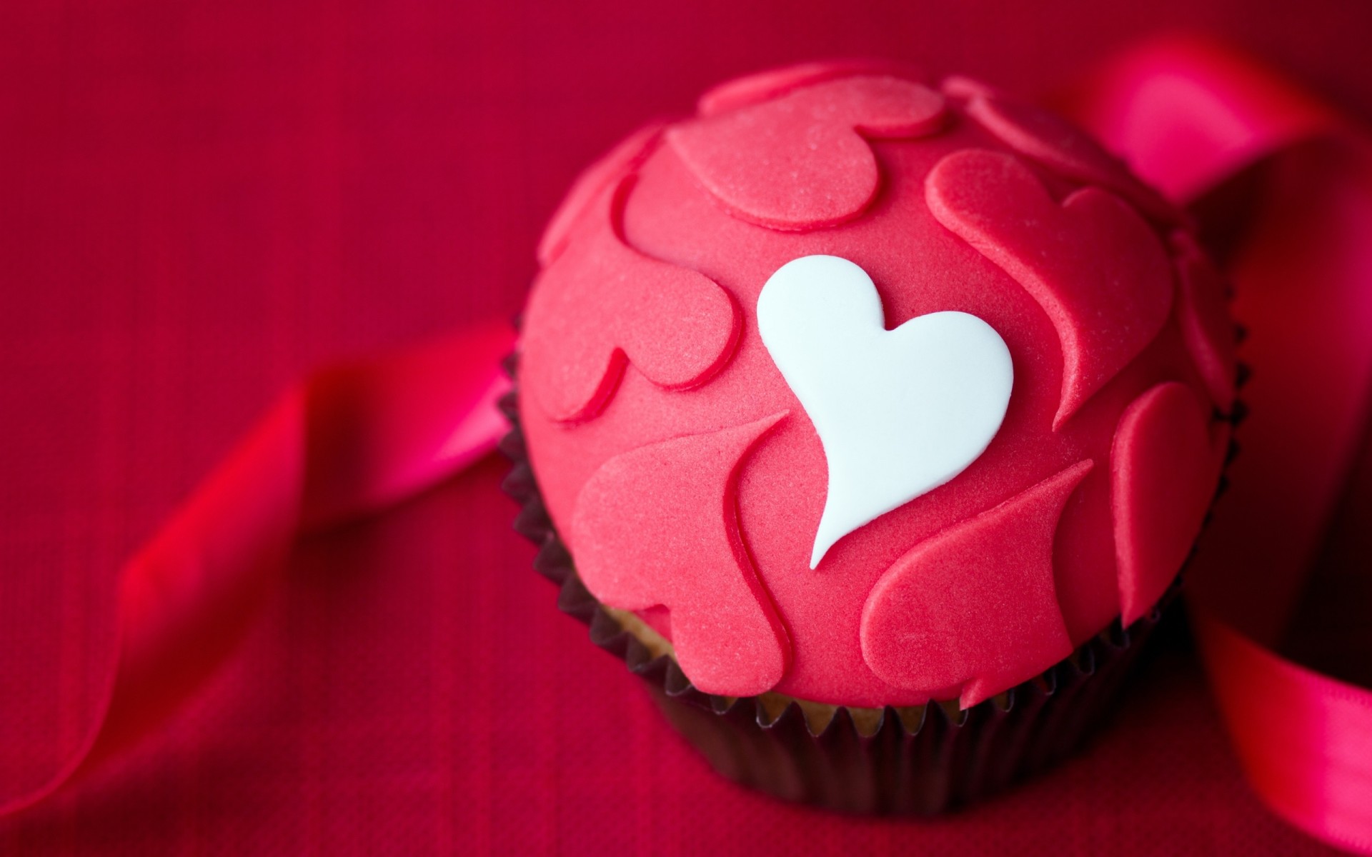 heart cake dessert glaze baking