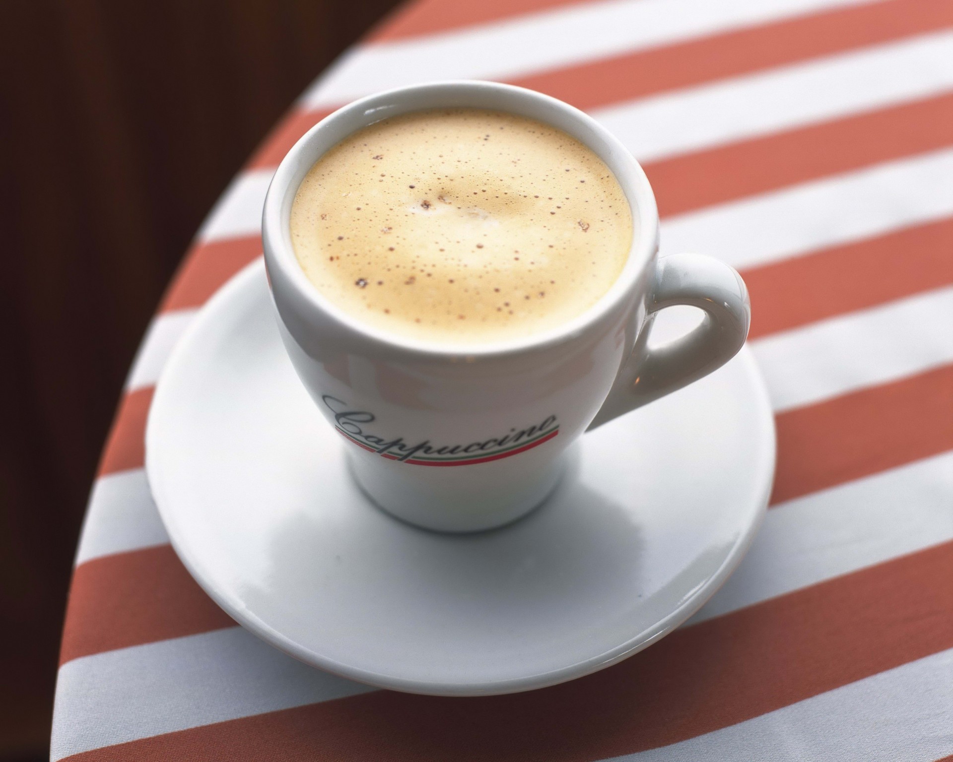 coffee table bed cup