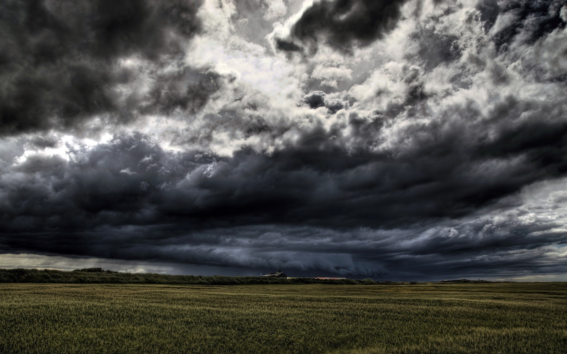 champ nuages obscurité