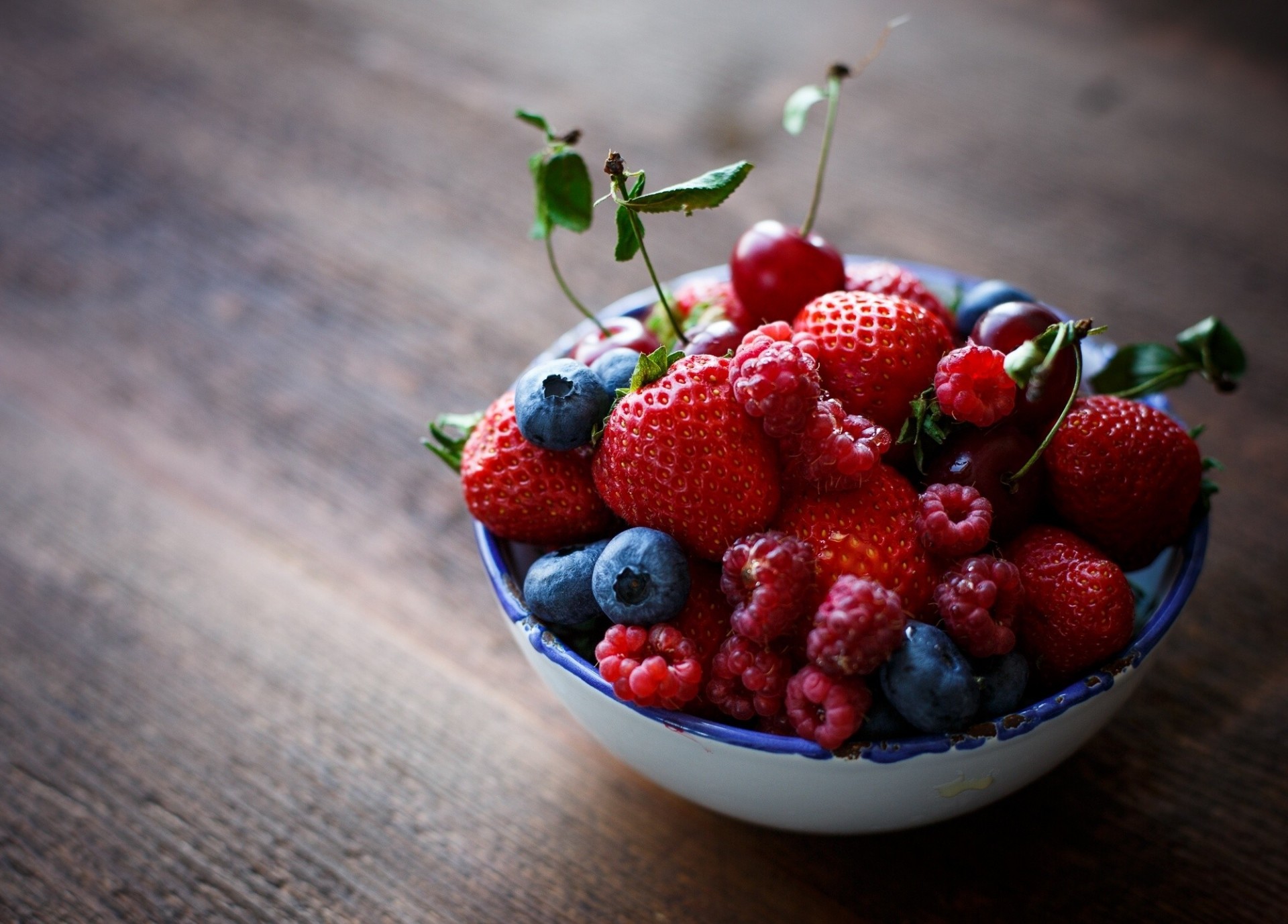 heidelbeeren beeren erdbeeren himbeeren