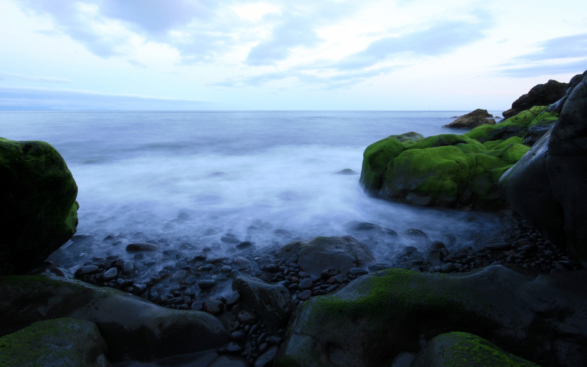 steine wasser horizont