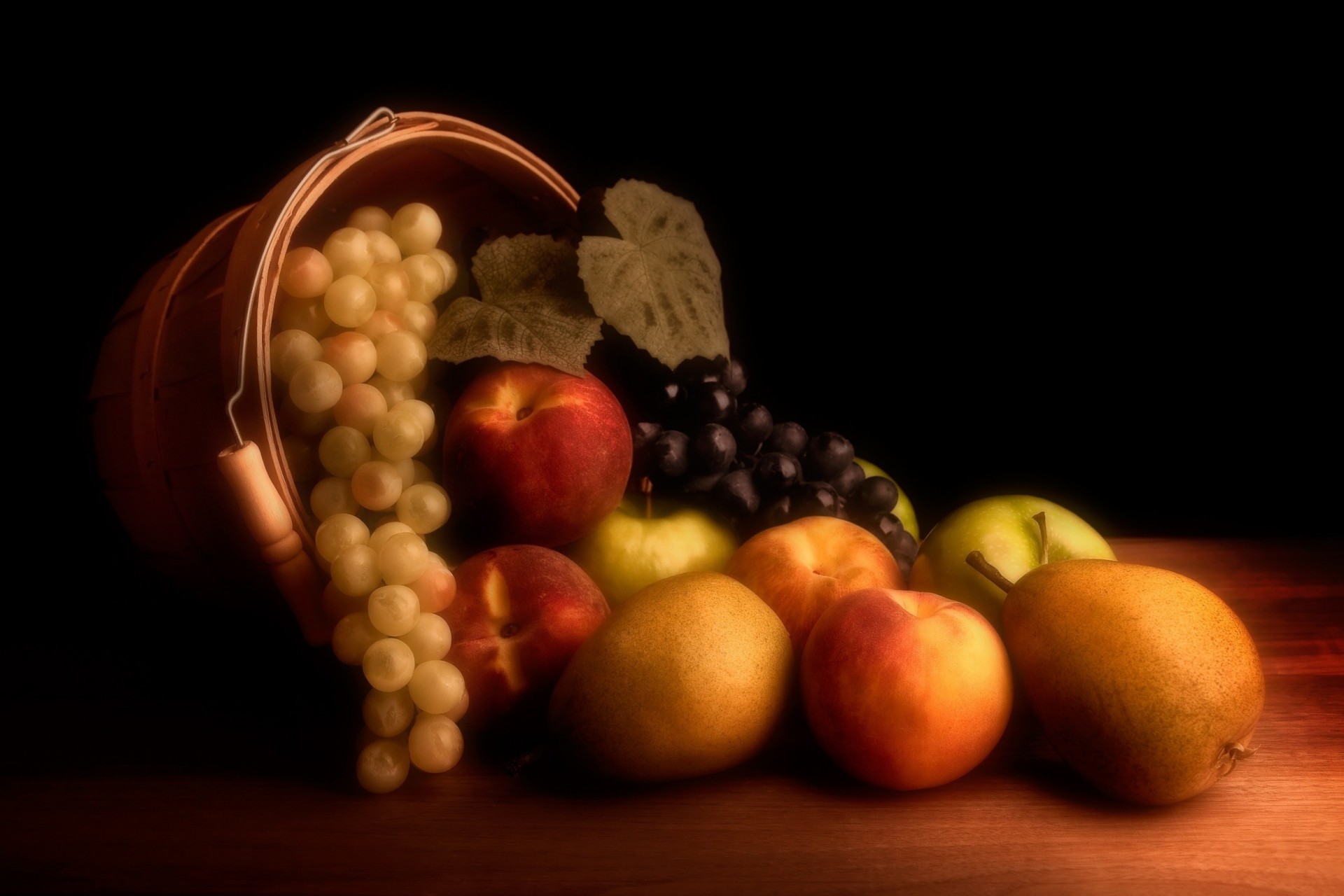 obst bett birnen äpfel trauben pfirsiche