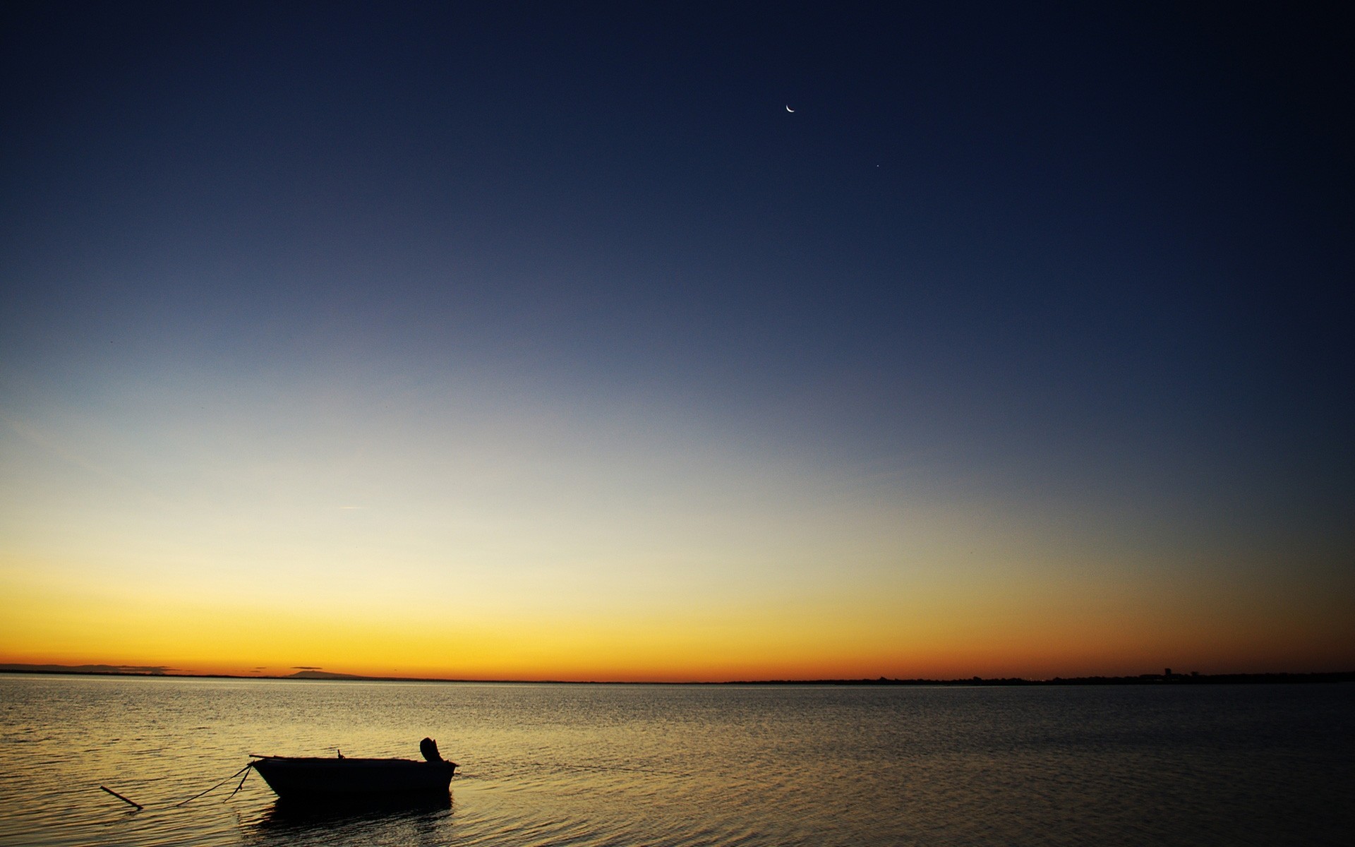 barca tramonto sera acqua