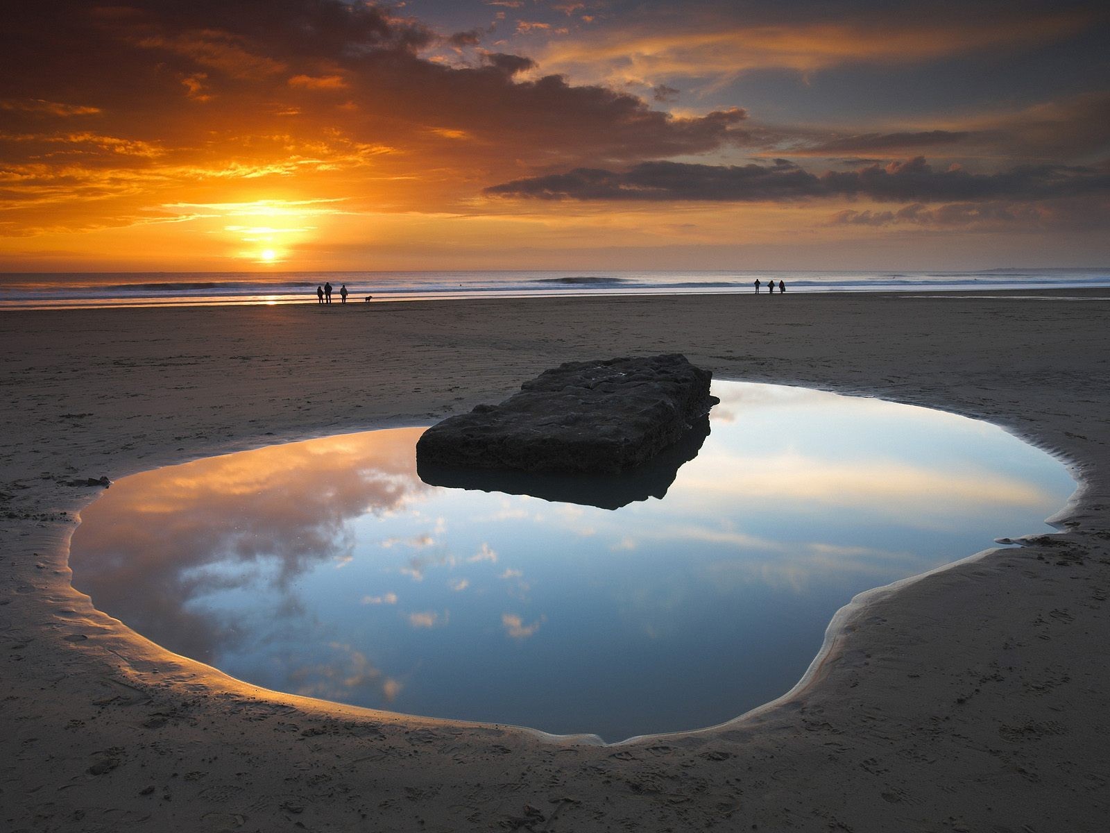 beach sunset water