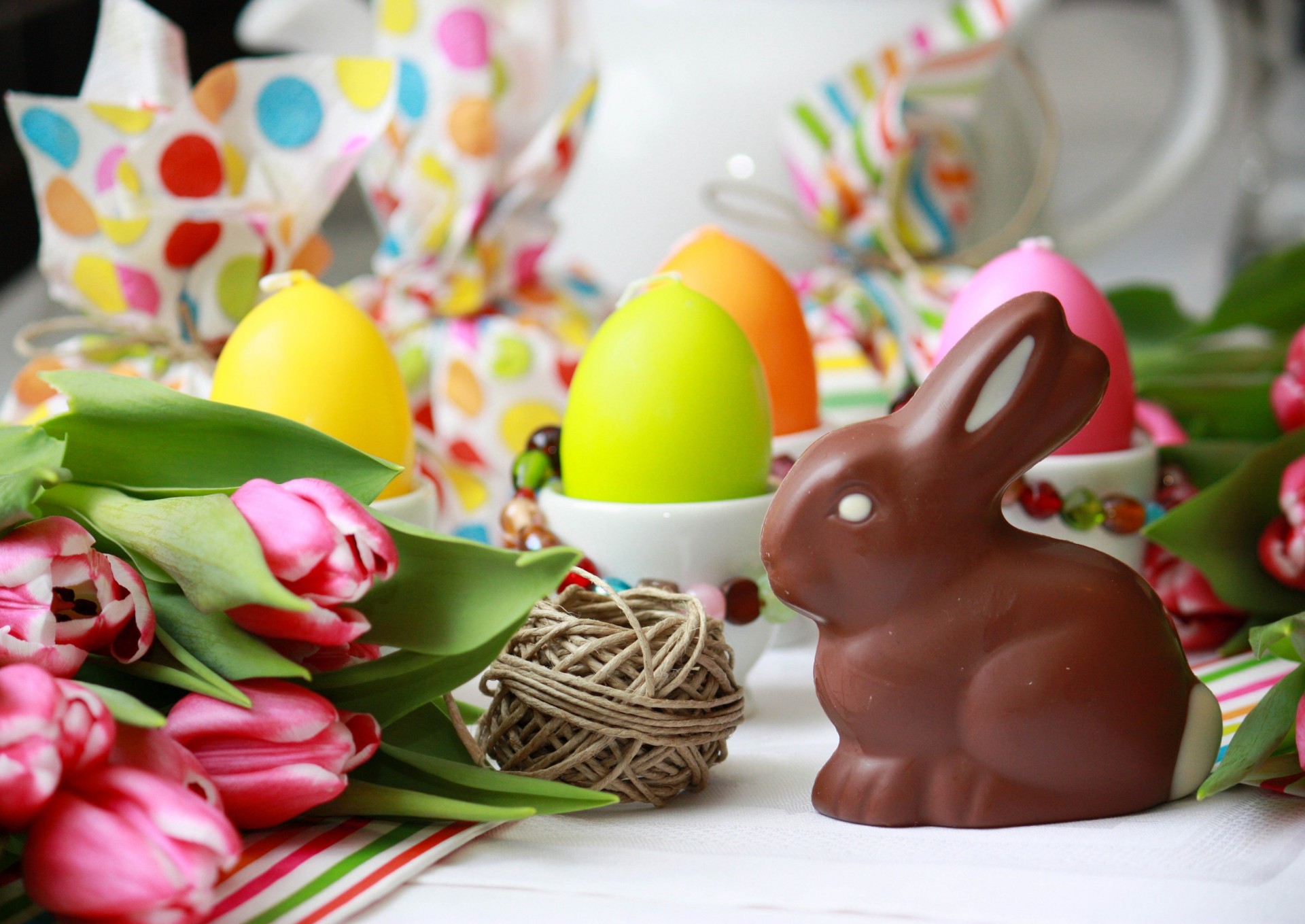 hare chocolate easter tulips table egg