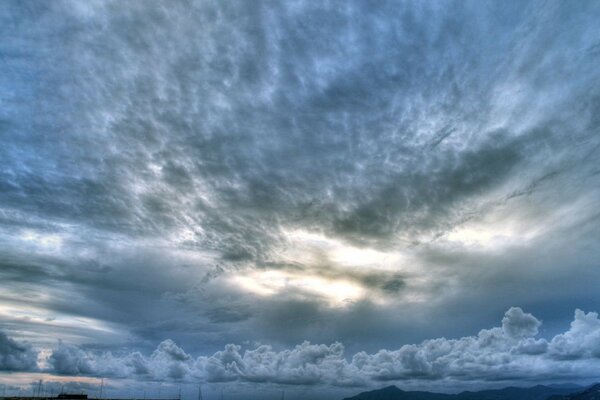 Wolken und Wasser, Blick auf Wolken und Wasser, Meer und Wolken