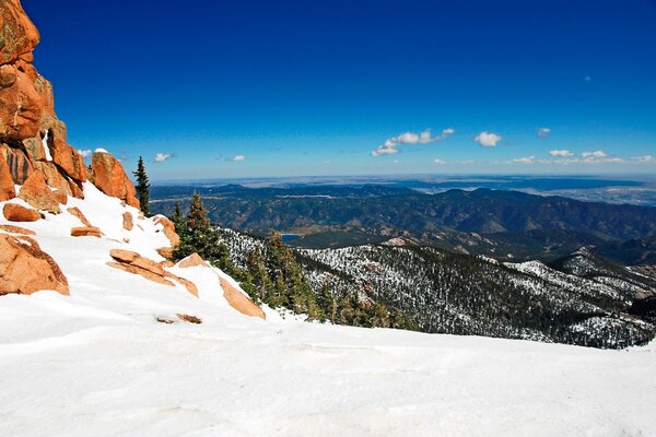 Snow-covered pezzage from the height of the mountain