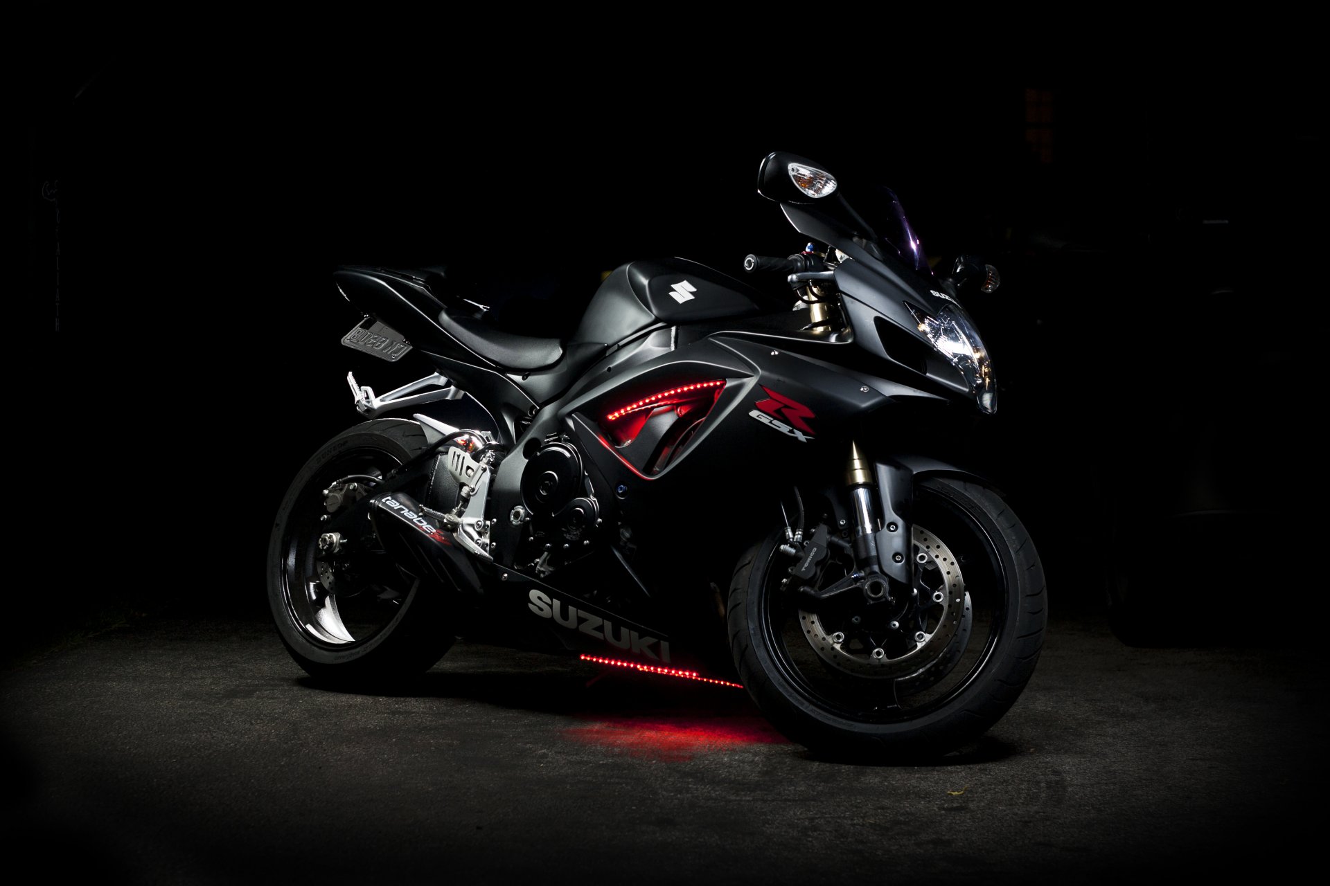 uzuki gsx-r 750 schwarz fahrrad suzuki motorrad neon