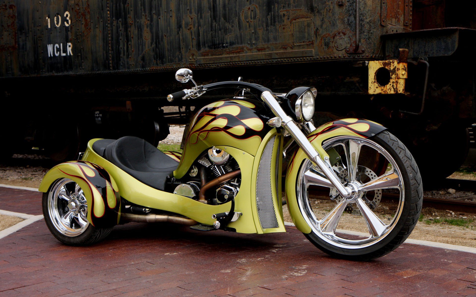 moto moto tricycle