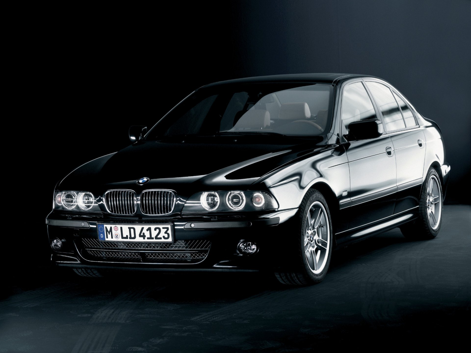 bmw 5er e39 high-line-sport schwarz auto limousine