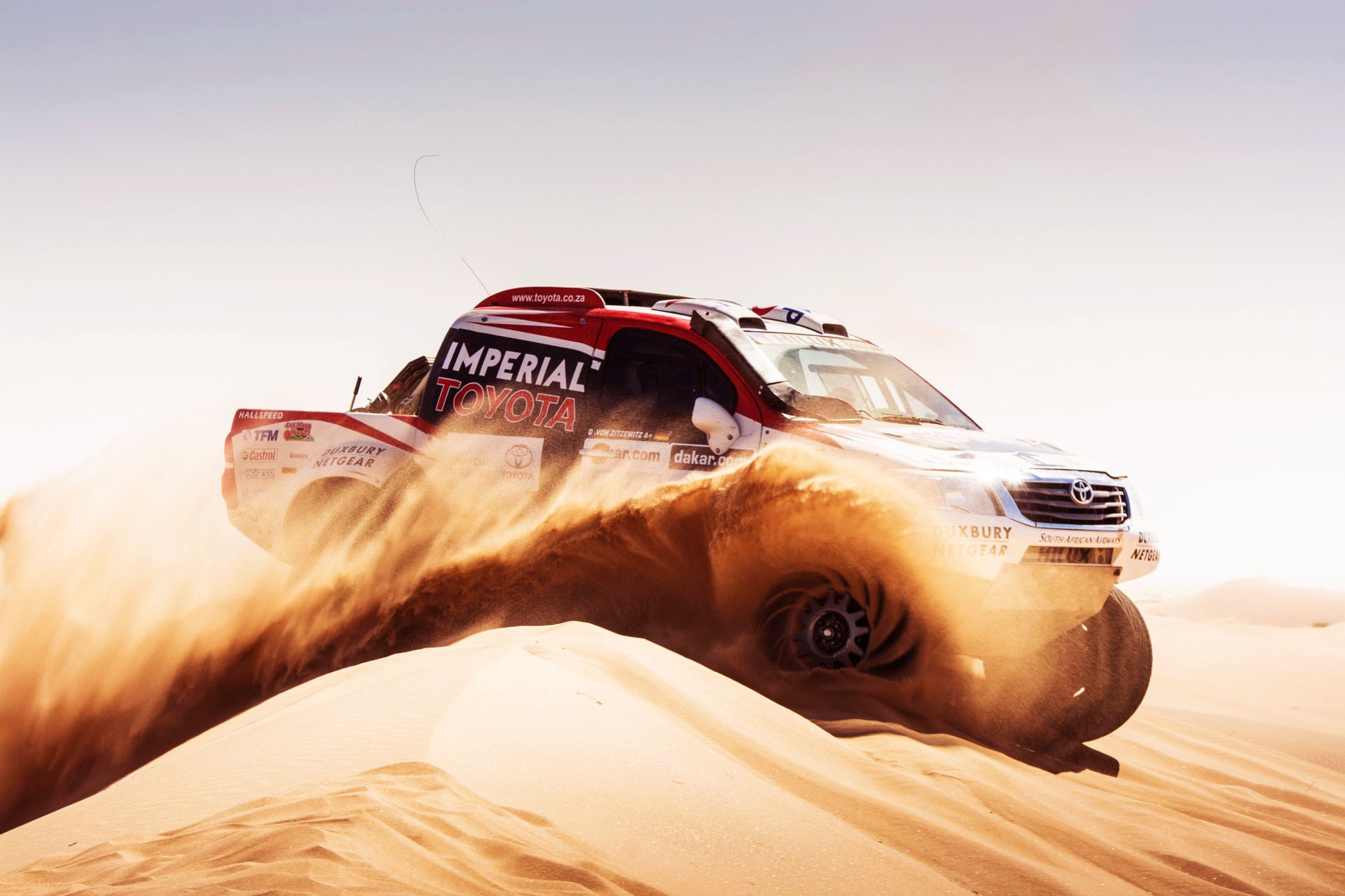 toyota auto suv dakar rally rally vista laterale velocità corsa sport sabbia duna giorno 2014