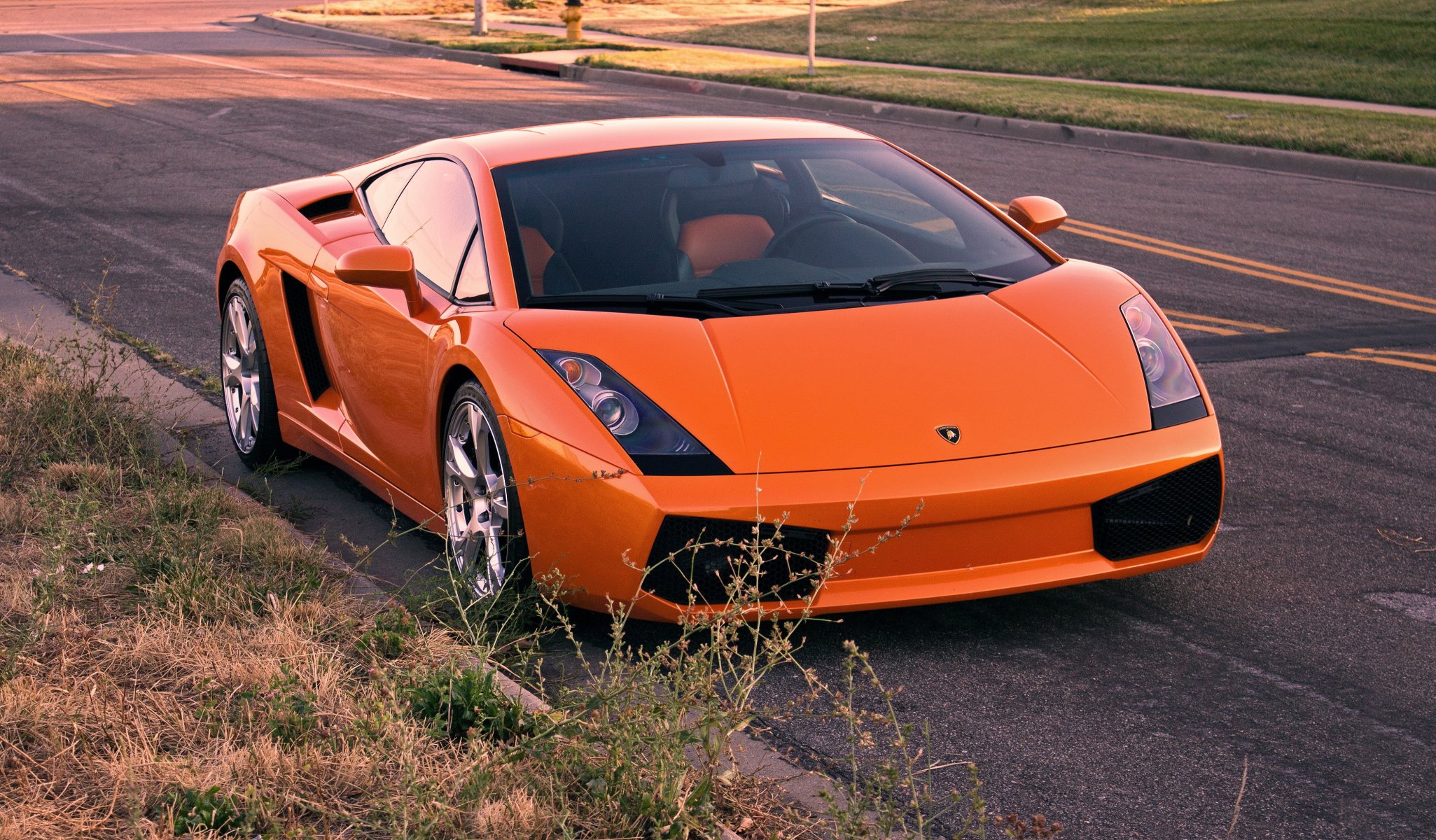 lamborghini gallardo lp540-4 оранжевый ламборгини галлардо вид спереди дорога