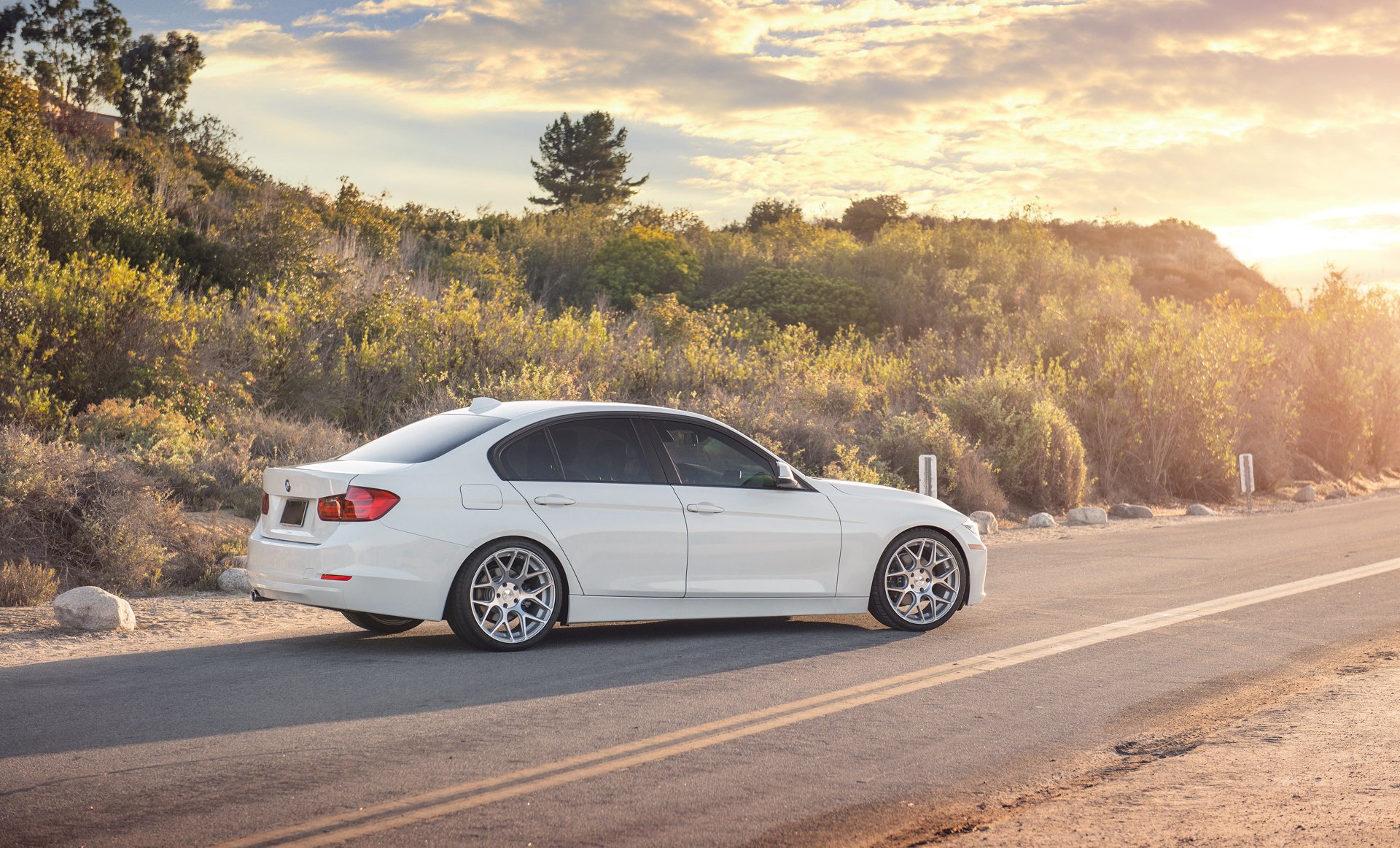 bmw serie 3 sedán 328i blanco