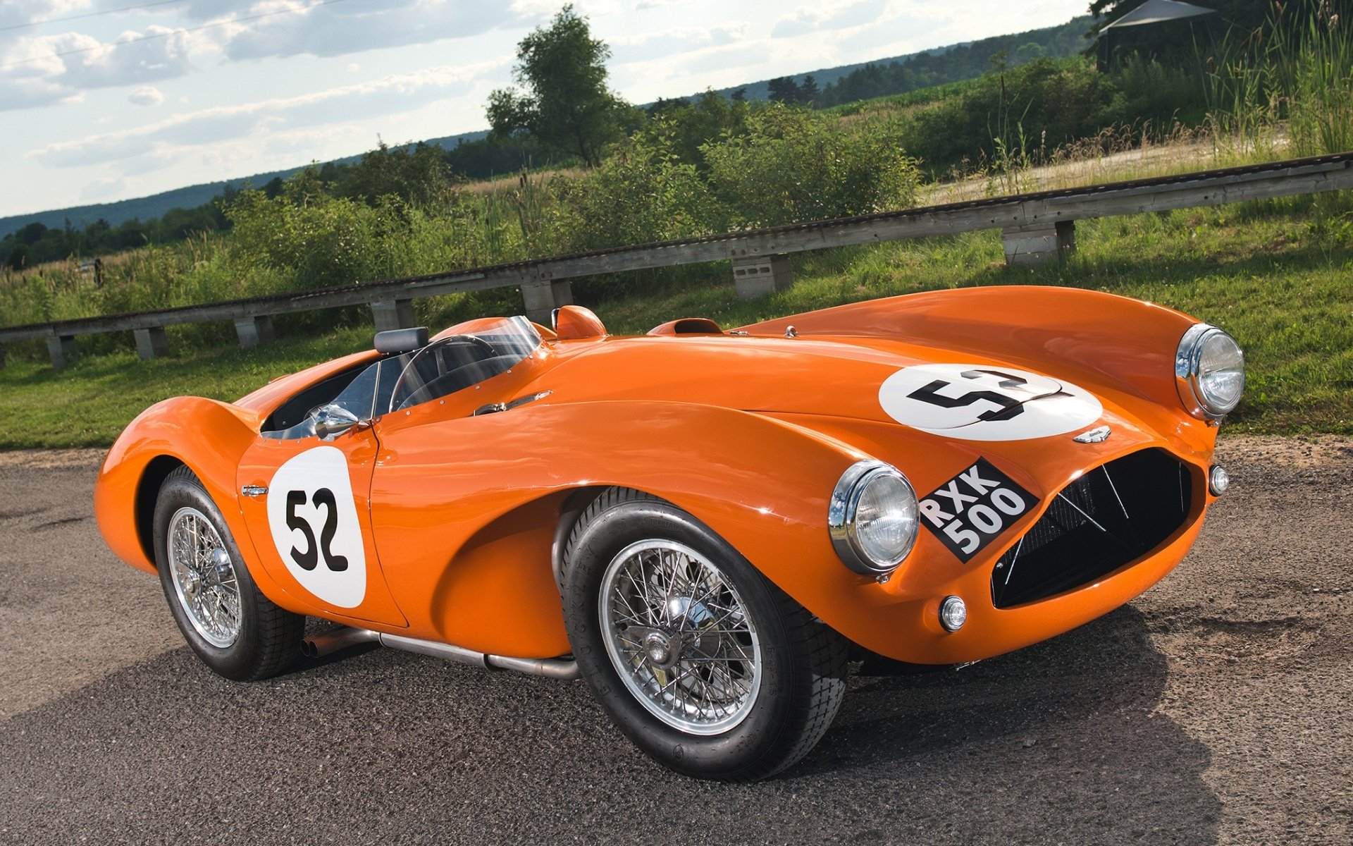 aston martin db3s 1953 aston martin delantero naranja clásico hermoso coche