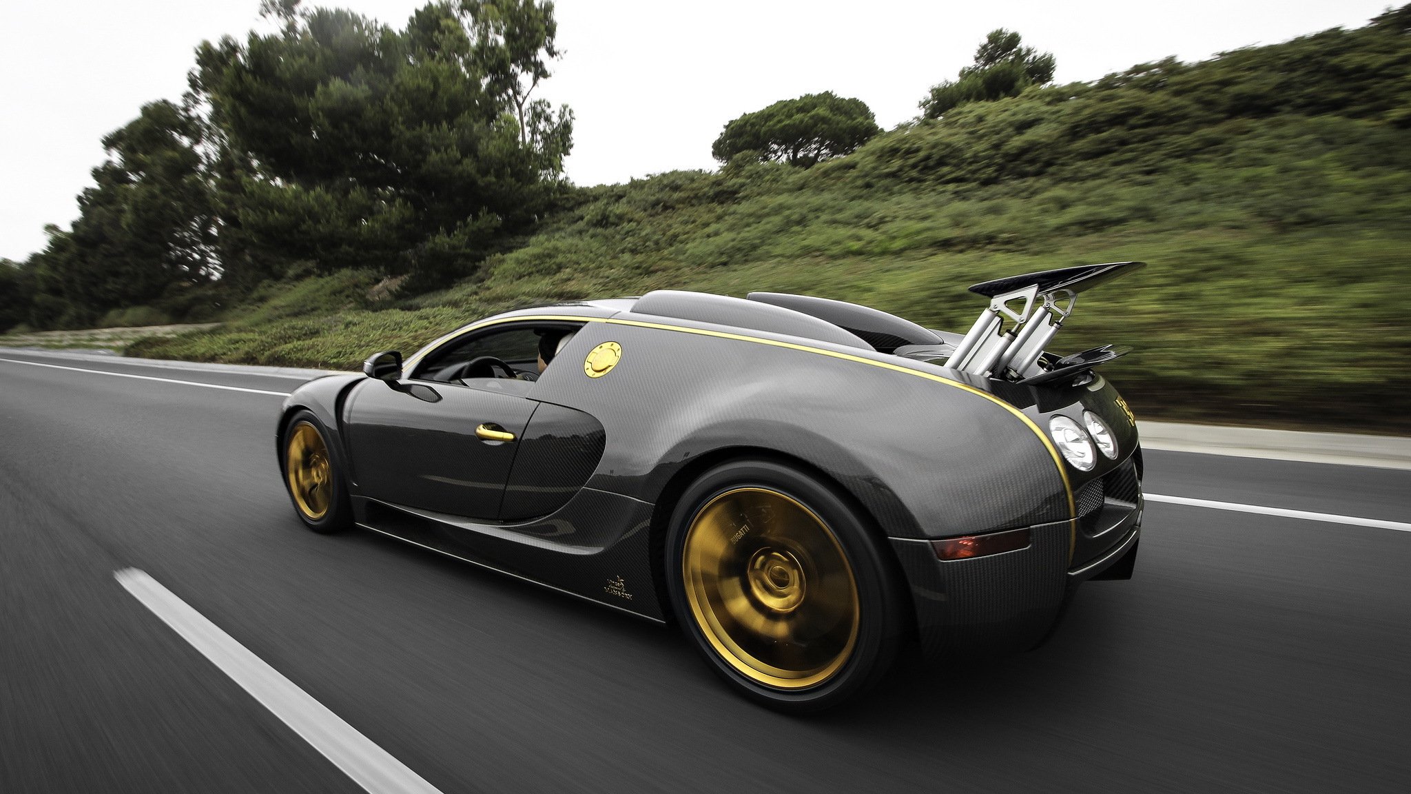 bugatti veyron mansory vincero linea d oro