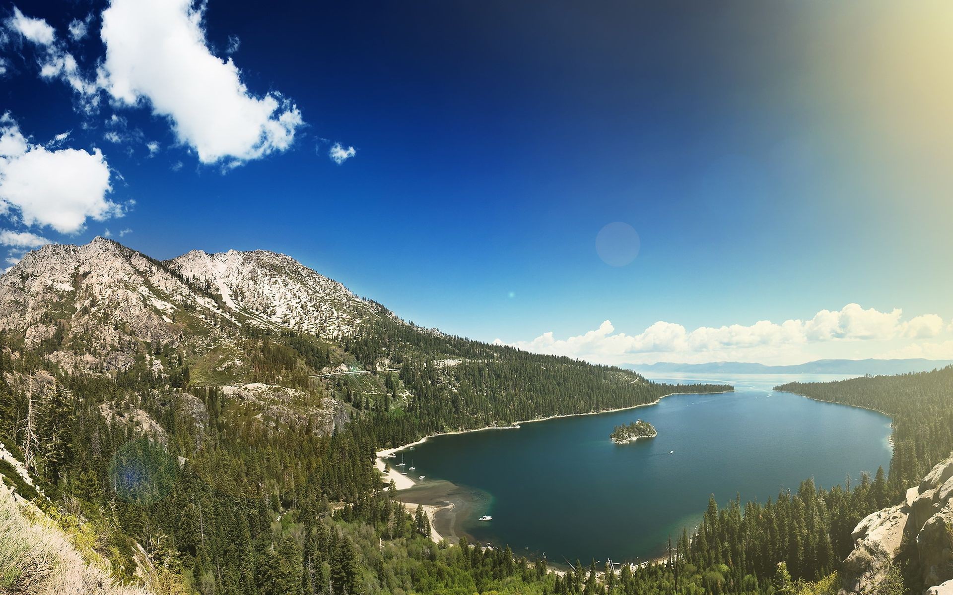 montañas lago cielo árboles