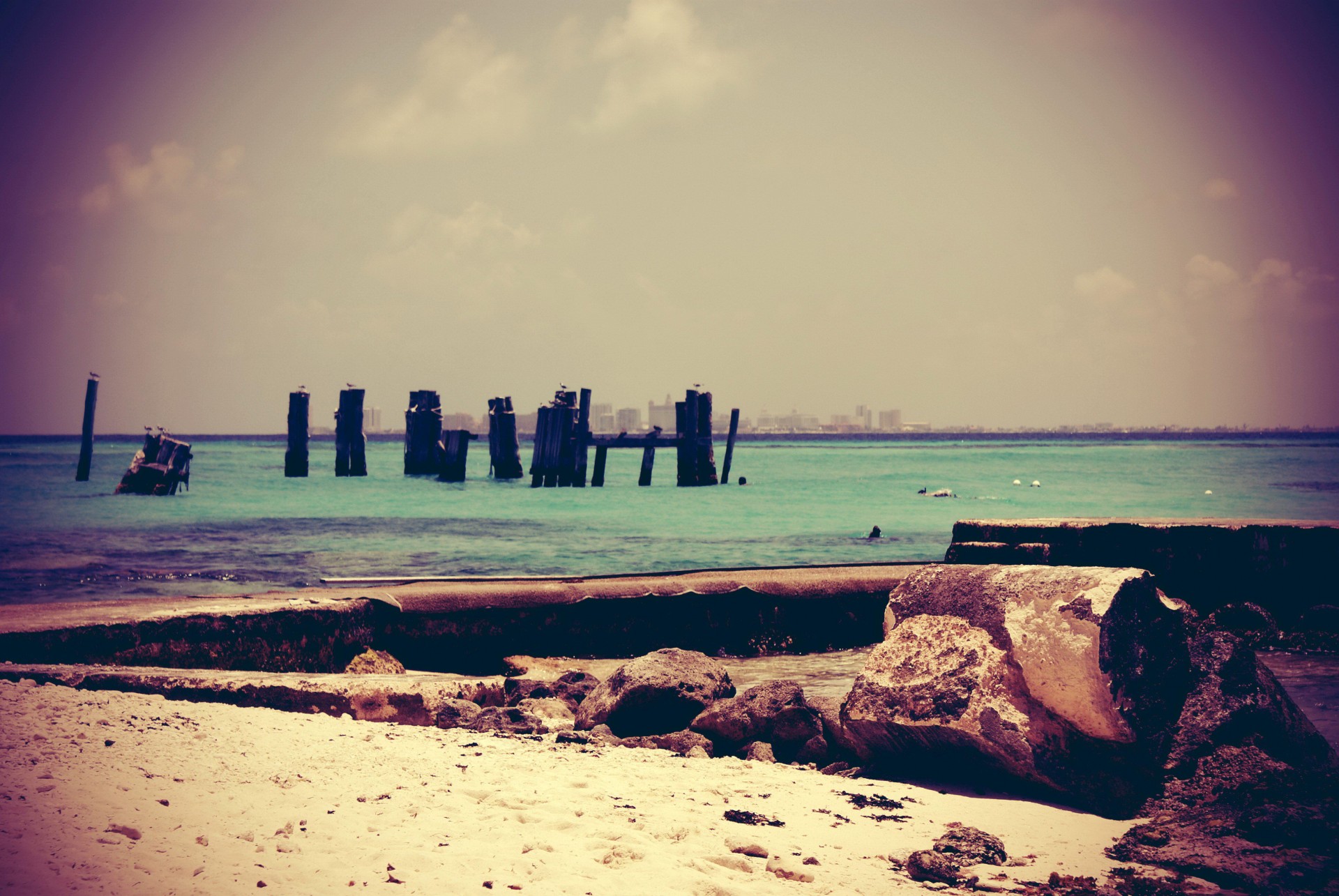 isla mujeres mar destrucción muelle ciudad