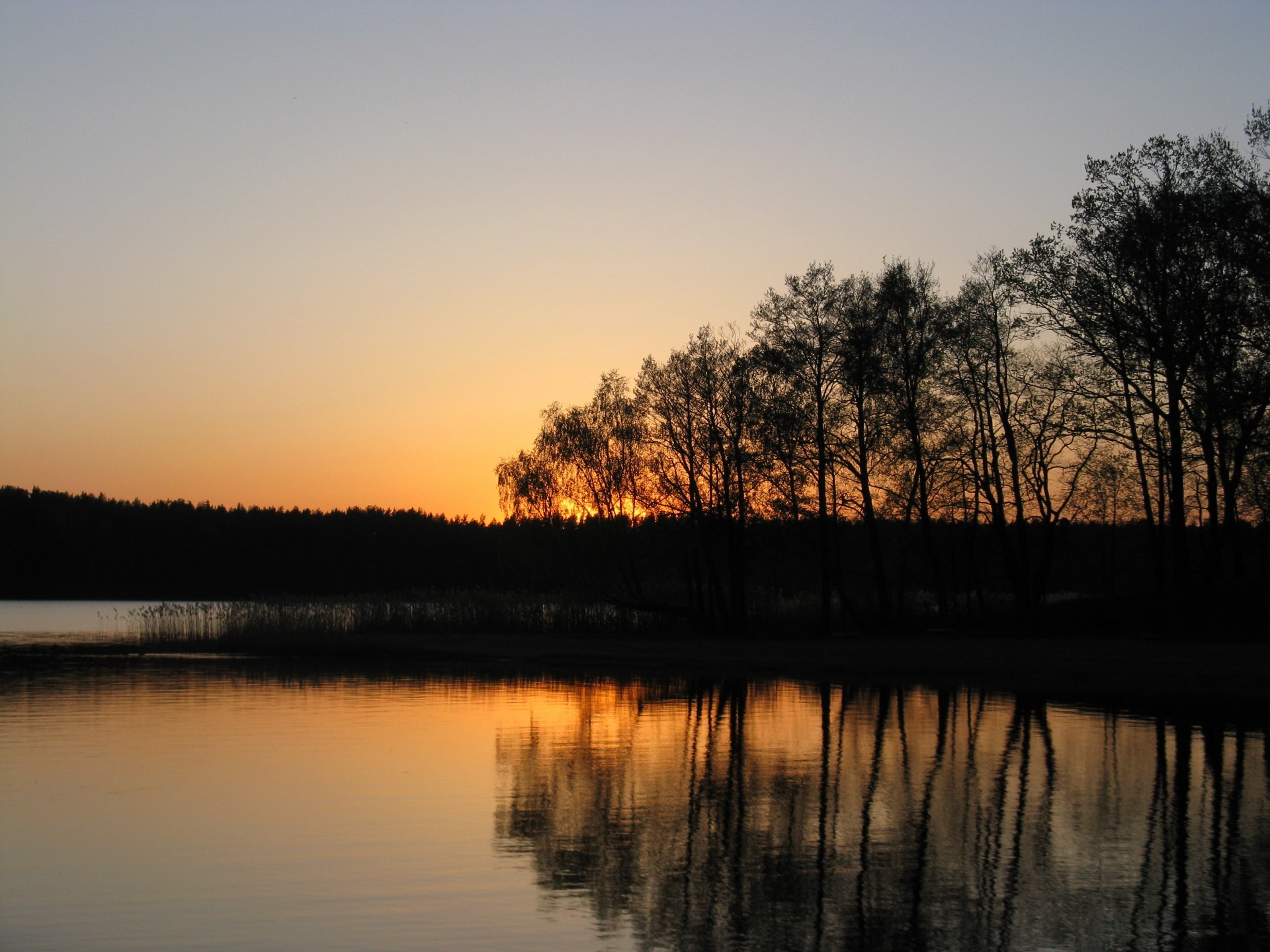 natura lago tramonto